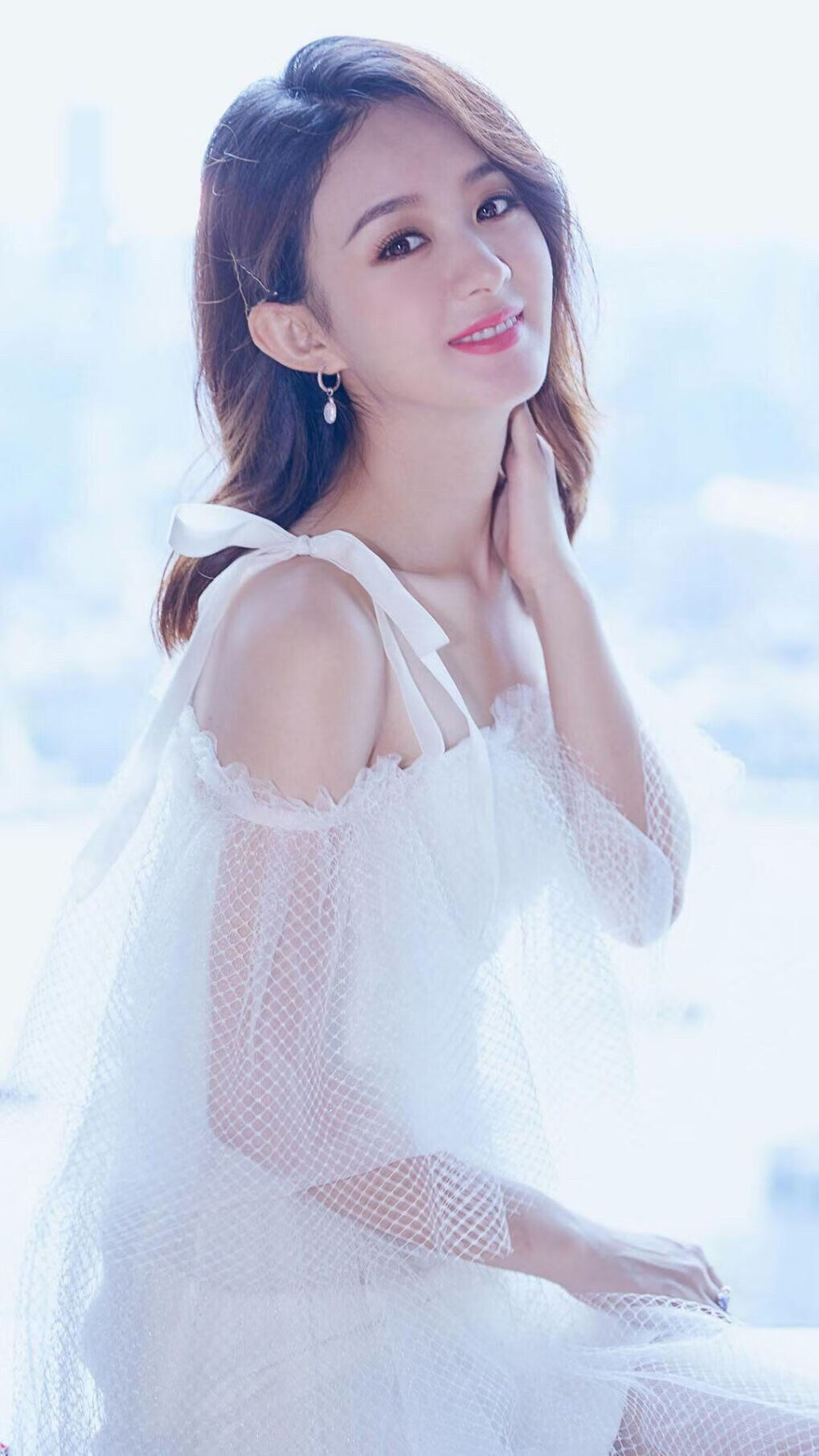 时空交错,黄潜梦魇VS潘帕斯雄鹰,当姆巴佩遇见幽灵中场