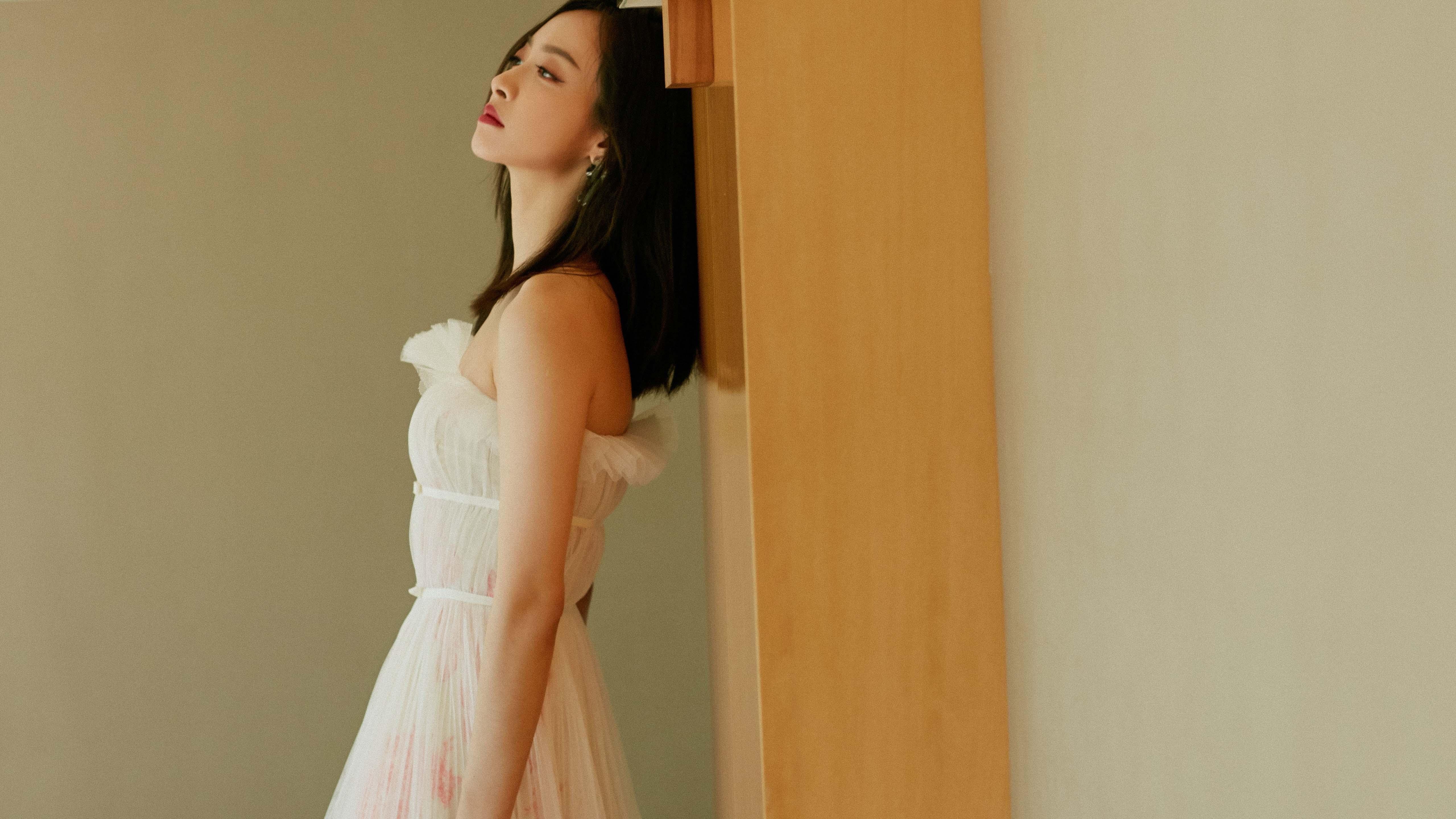 恩比德的F1式接管，当篮球场变成阿布扎比直道