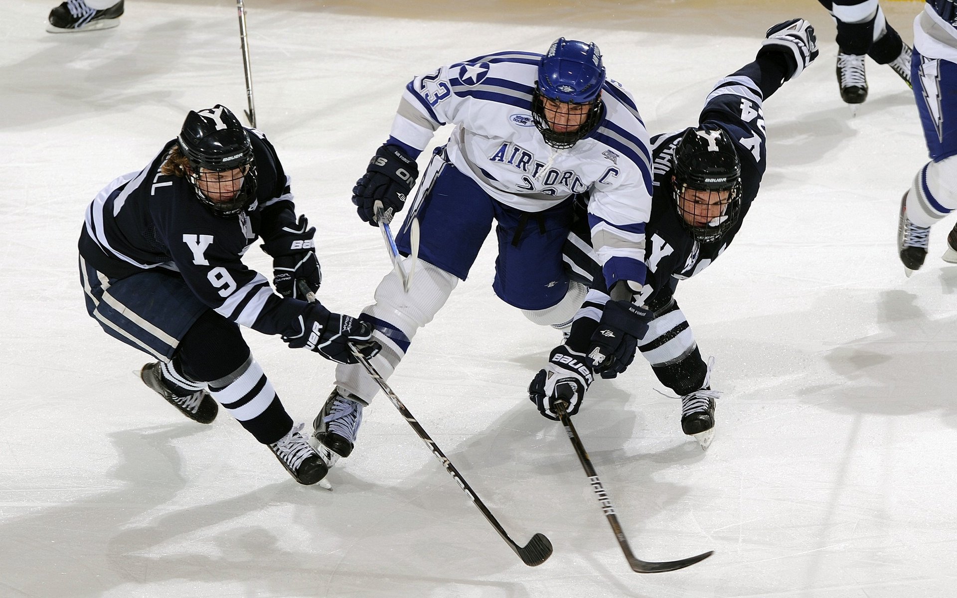 塔图姆用三记死亡三分埋葬奇才,开拓者团队浪潮提前终结悬念