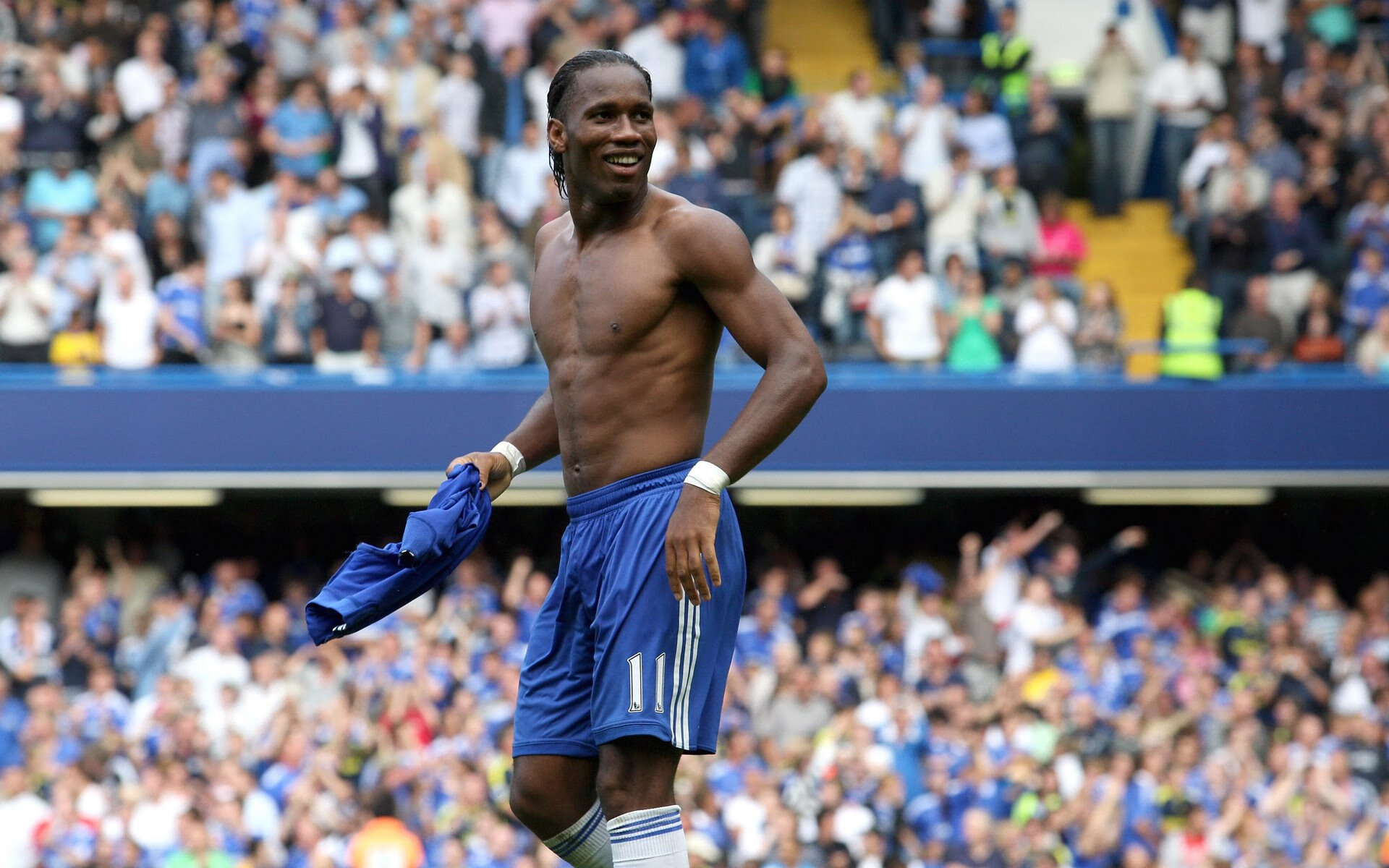 开云体育app-新王加冕夜与失落绝杀，拉梅洛·鲍尔西决生死战接管比赛，太阳致命一击改写剧本